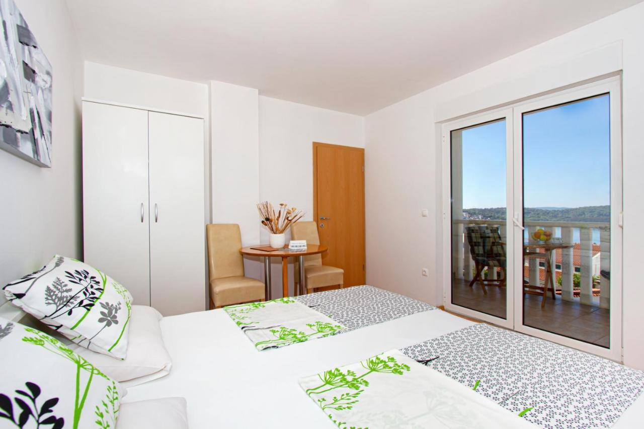 Villa Bianca Трогир Экстерьер фото